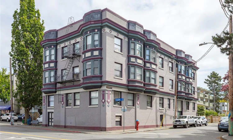 1106 Balmoral Road