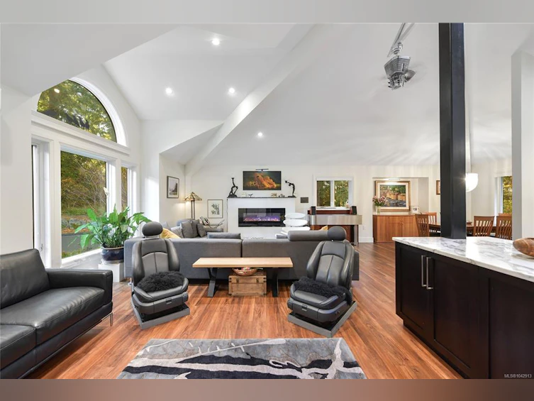 851 Sayward Road, Saanich, BC, V8Y 1R5 - 7