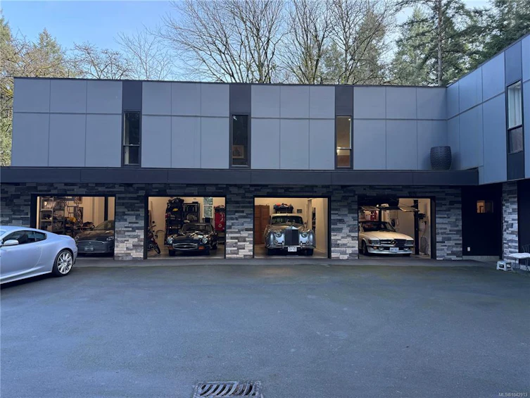 851 Sayward Road, Saanich, BC, V8Y 1R5 - 40