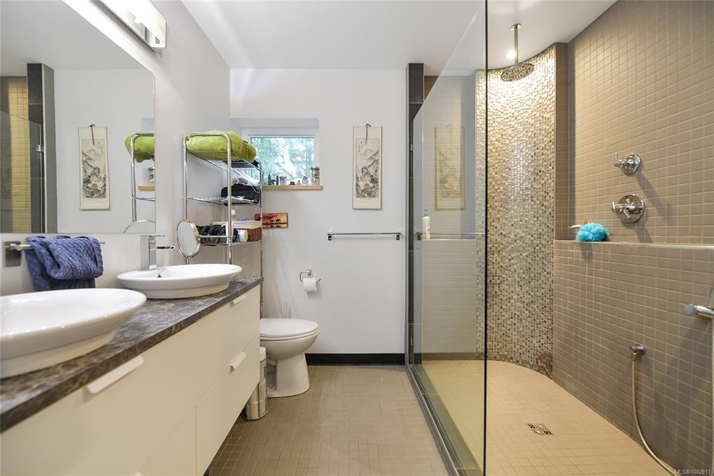 851 Sayward Road, Saanich, BC, V8Y 1R5 - 60
