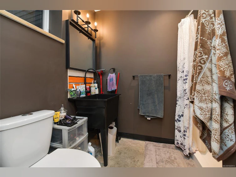 851 Sayward Road, Saanich, BC, V8Y 1R5 - 62