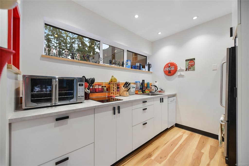 851 Sayward Road, Saanich, BC, V8Y 1R5 - 57