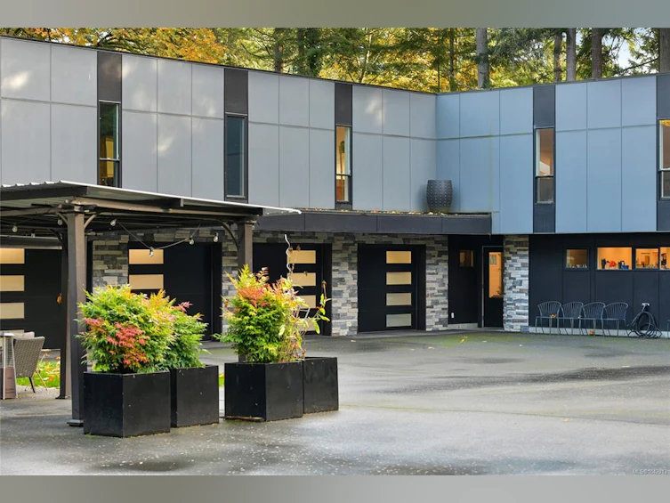 851 Sayward Road, Saanich, BC, V8Y 1R5 - 81