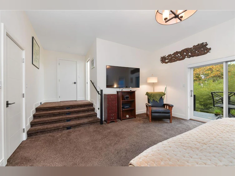 851 Sayward Road, Saanich, BC, V8Y 1R5 - 21