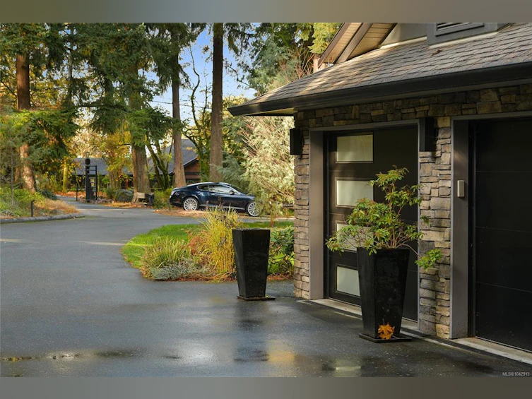 851 Sayward Road, Saanich, BC, V8Y 1R5 - 80