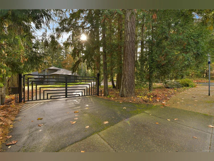 851 Sayward Road, Saanich, BC, V8Y 1R5 - 78