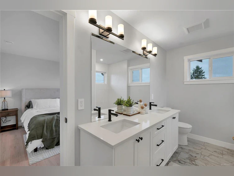 2016A Galerno Road, Campbell River, BC, V9W 0A2 - 23