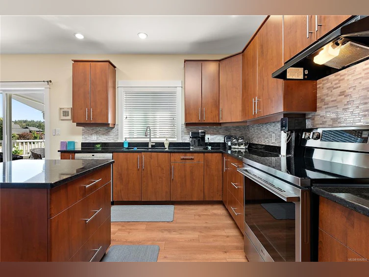 2364 Chilco Road, View Royal, BC, V8Z 3K6 - 6