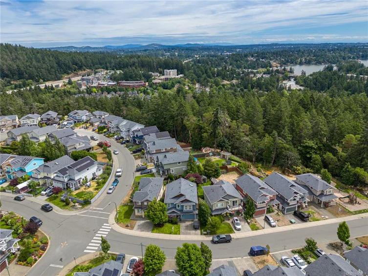 2364 Chilco Road, View Royal, BC, V8Z 3K6 - 44