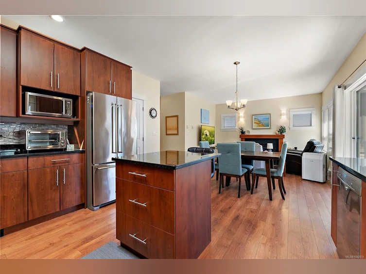 2364 Chilco Road, View Royal, BC, V8Z 3K6 - 5