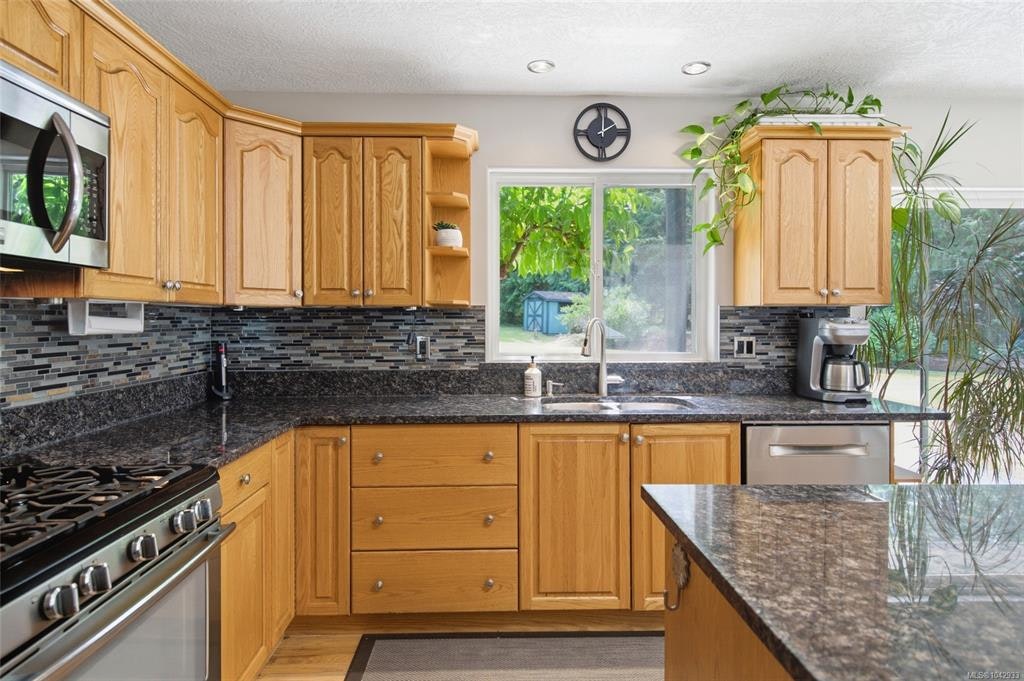1755 Whibley Road, Errington, BC, V0R 1M0 - 17