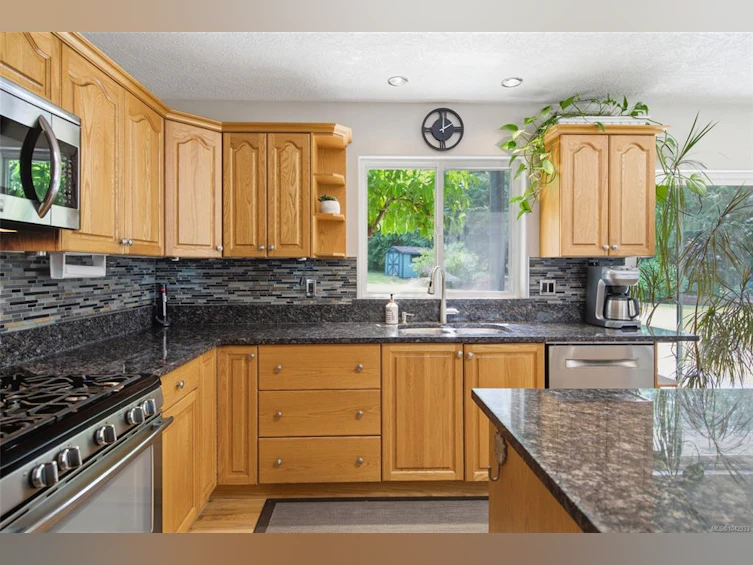 1755 Whibley Road, Errington, BC, V0R 1M0 - 17