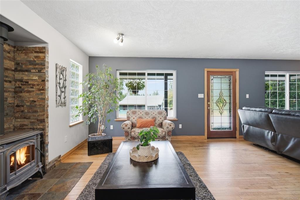 1755 Whibley Road, Errington, BC, V0R 1M0 - 10