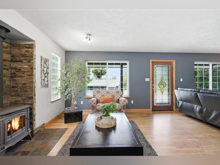 1755 Whibley Road, Errington, BC, V0R 1M0 - 10