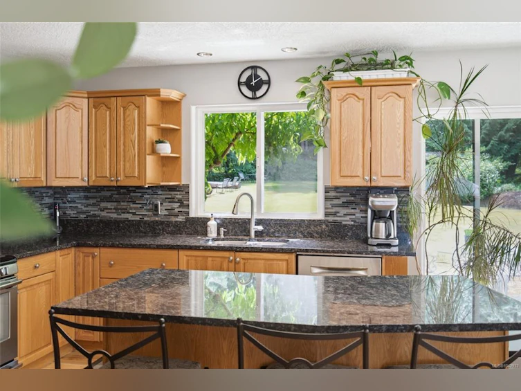 1755 Whibley Road, Errington, BC, V0R 1M0 - 14
