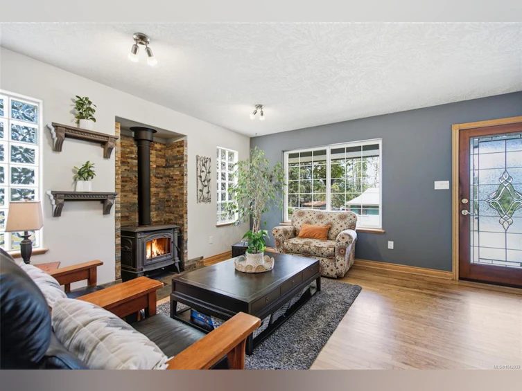1755 Whibley Road, Errington, BC, V0R 1M0 - 11