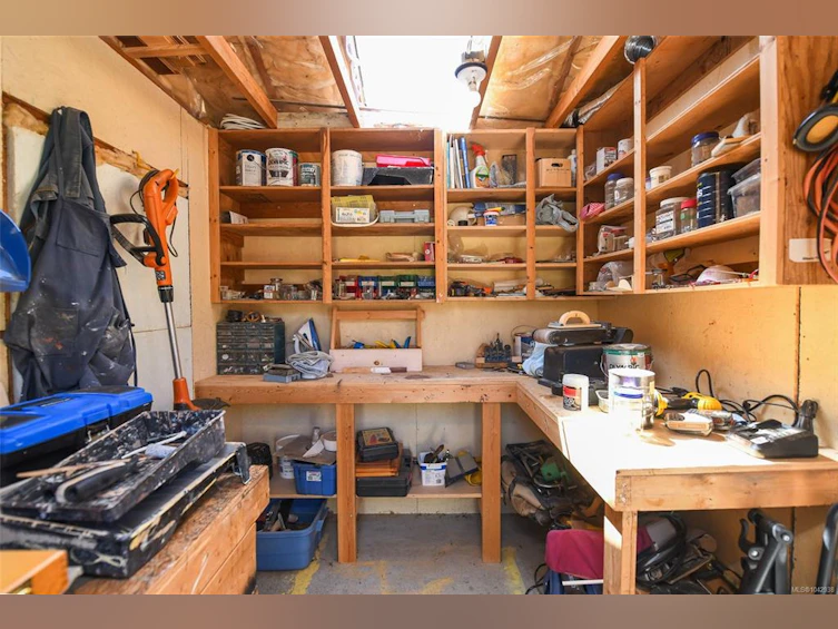 2849 Penrith Avenue, Cumberland, BC, V0R 1S0 - 41