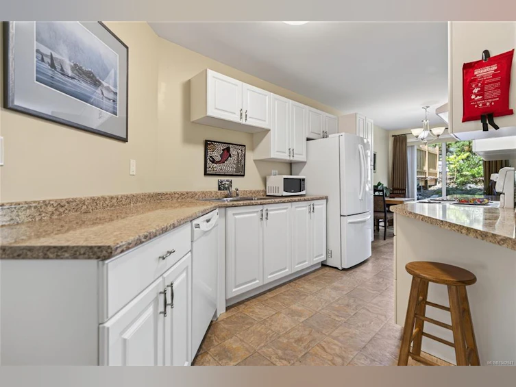 112-2250 Manor Place, Comox, BC, V9M 1C5 - 7