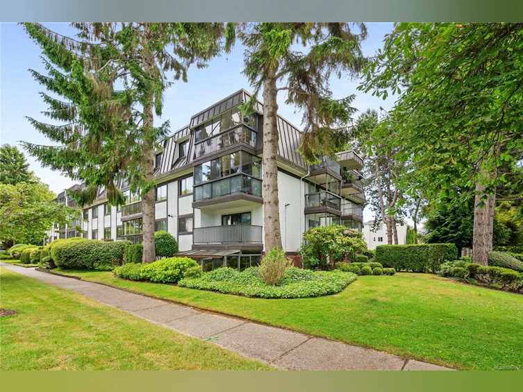 306-1101 Hilda Street, Victoria, BC, V8V 4T2