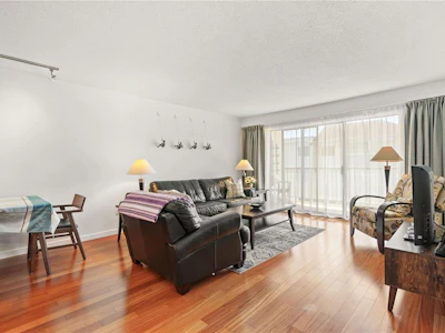 306-1101 Hilda Street - 2