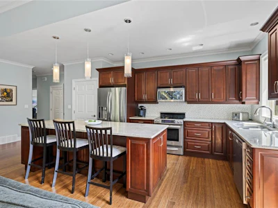 2227 Bonnington Drive - 4