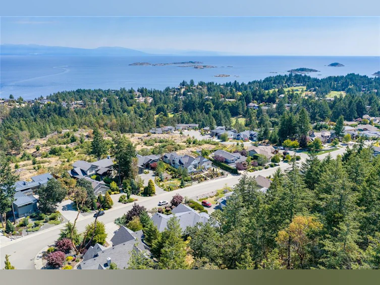 2227 Bonnington Drive, Fairwinds, BC, V9P 9L9 - 10