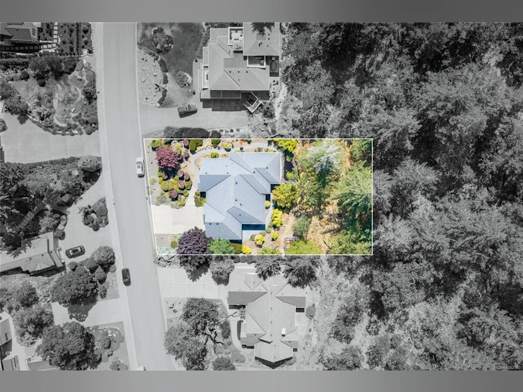 2227 Bonnington Drive, Fairwinds, BC, V9P 9L9 - 9