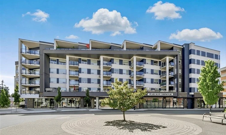 304-947 Whirlaway Crescent