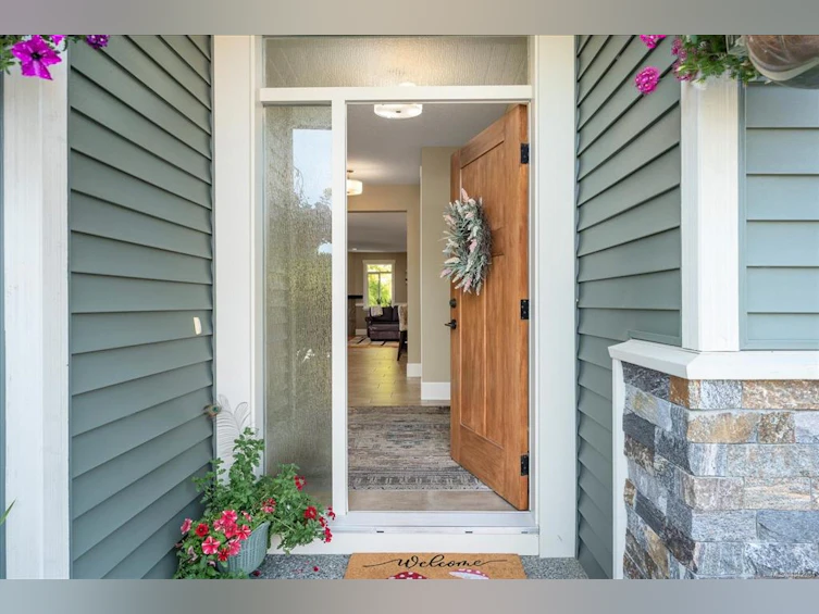 3827 Jingle Pot Road, Nanaimo, BC, V9T 5R1 - 2