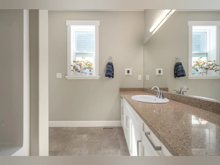 3827 Jingle Pot Road, Nanaimo, BC, V9T 5R1 - 18
