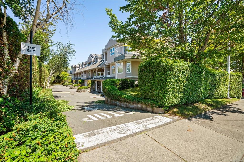 17-478 Culduthel Road, Saanich, BC, V8Z 1G1 - 57