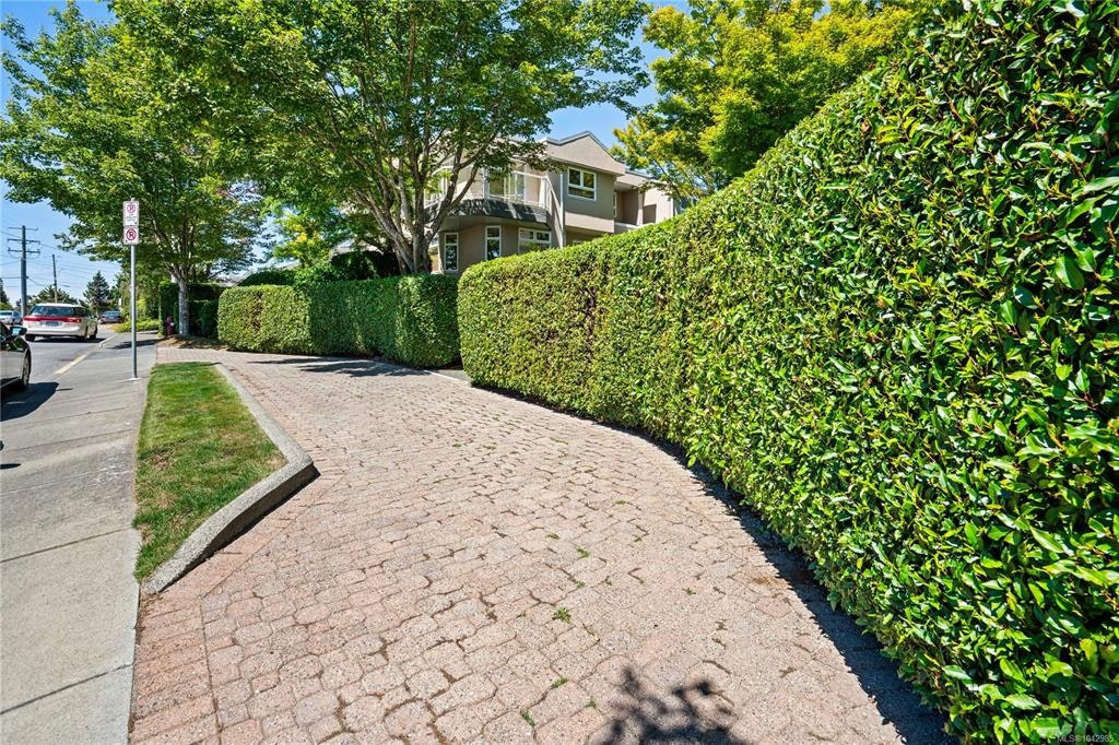 17-478 Culduthel Road, Saanich, BC, V8Z 1G1 - 59