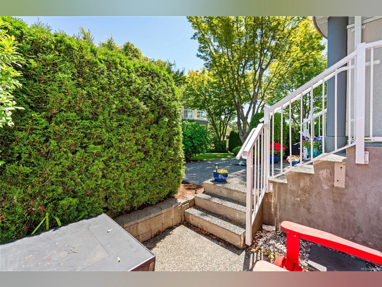 17-478 Culduthel Road, Saanich, BC, V8Z 1G1 - 44
