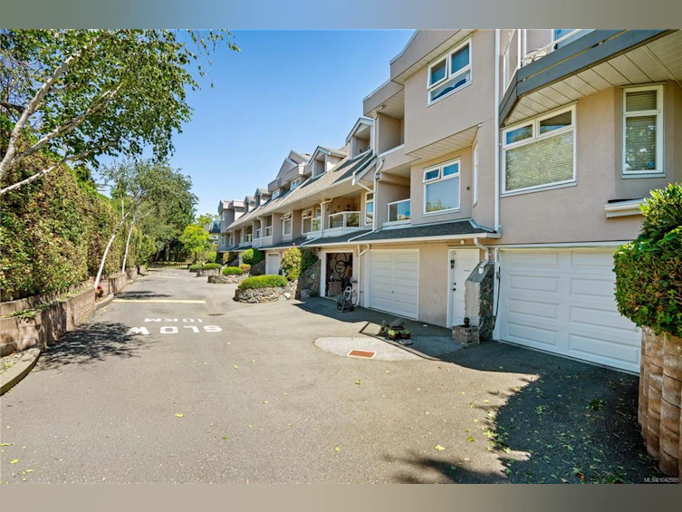 17-478 Culduthel Road, Saanich, BC, V8Z 1G1 - 53