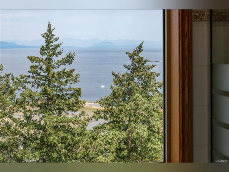 3709 Glen Oaks Drive, Nanaimo, BC, V9T 6H3 - 43
