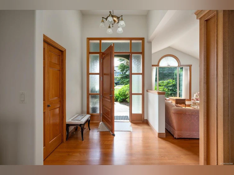3709 Glen Oaks Drive, Nanaimo, BC, V9T 6H3 - 6