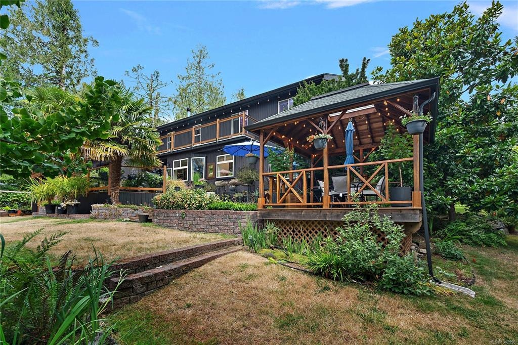 11007 Cedar Lane, North Saanich, BC, V8L 5R1