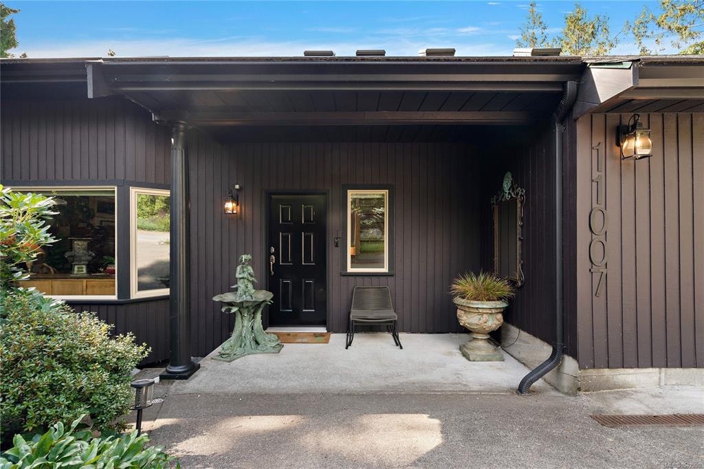 11007 Cedar Lane, North Saanich, BC, V8L 5R1 - 8