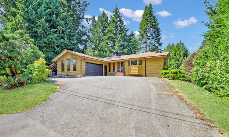 1051 Glen Urquhart Drive