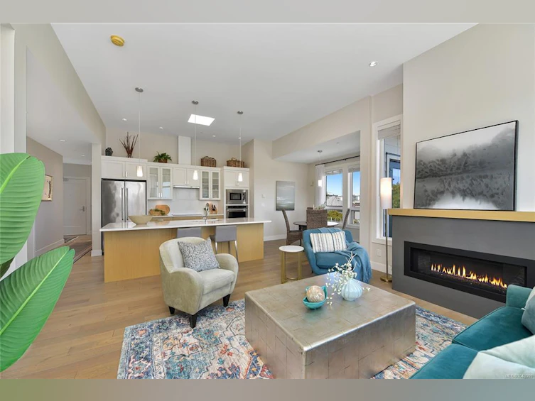 401-9710 Fourth Street, Sidney, BC, V8L 2Y7 - 12
