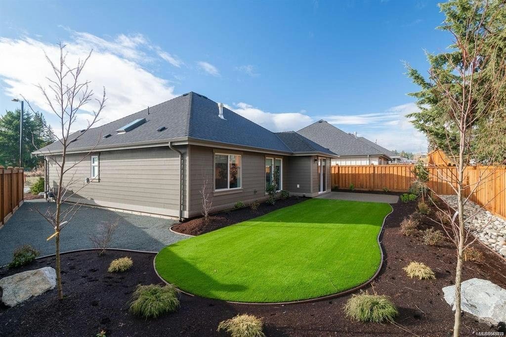 932 Ridgeline Boulevard, French Creek, BC, X1X 1X1 - 48