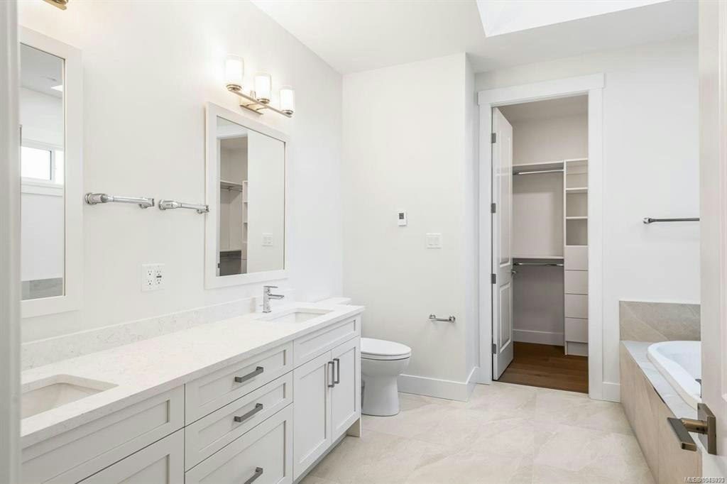 932 Ridgeline Boulevard, French Creek, BC, X1X 1X1 - 35