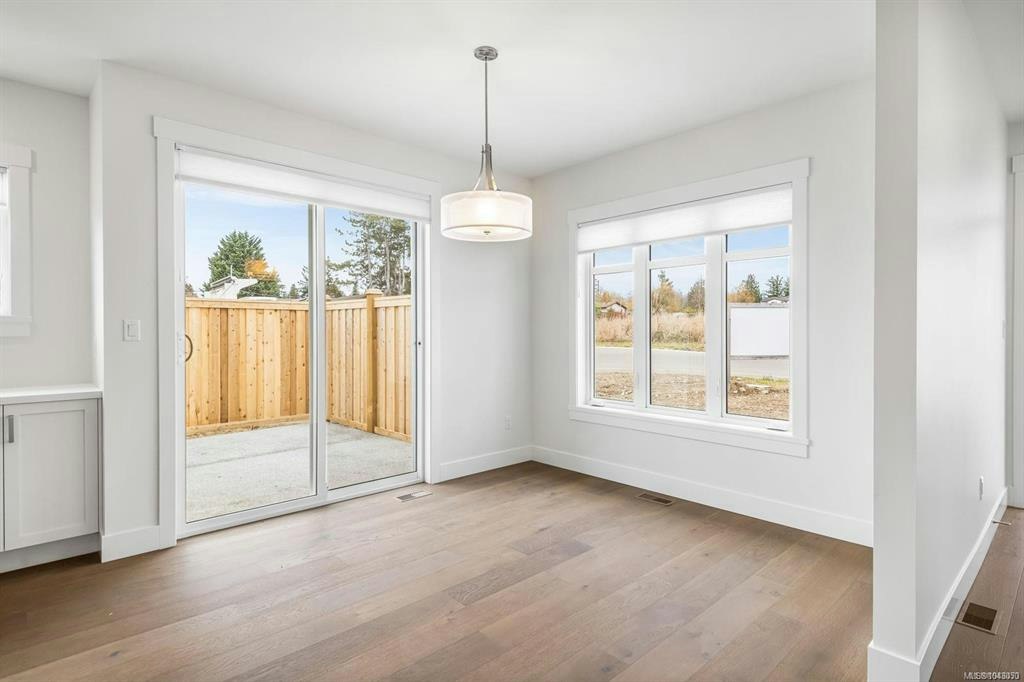 932 Ridgeline Boulevard, French Creek, BC, X1X 1X1 - 32