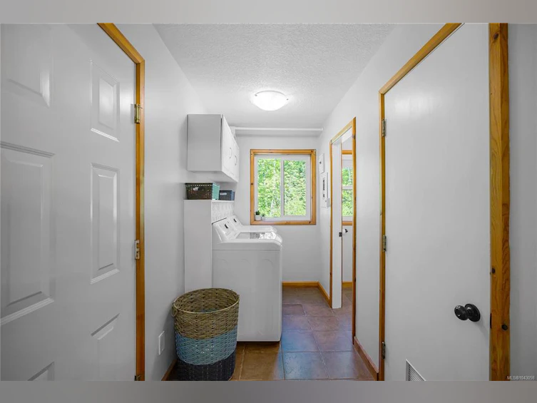 4299 Entrance Avenue, Ladysmith, BC, V9G 1M8 - 13