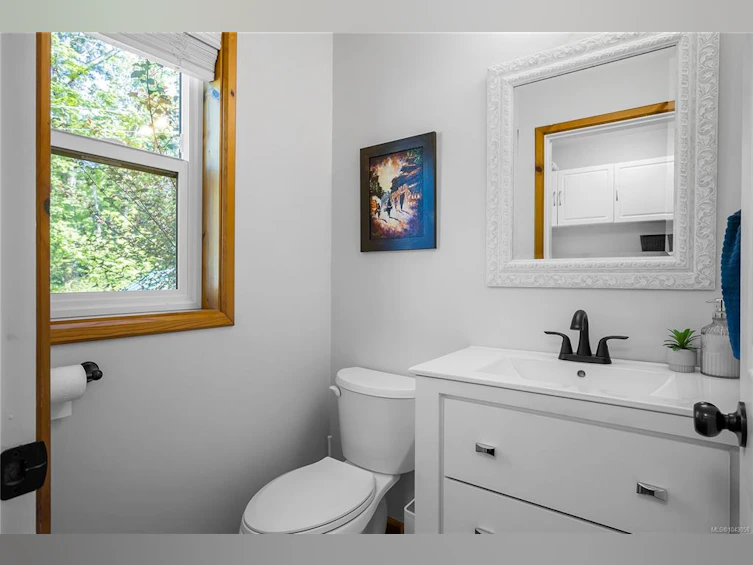 4299 Entrance Avenue, Ladysmith, BC, V9G 1M8 - 14