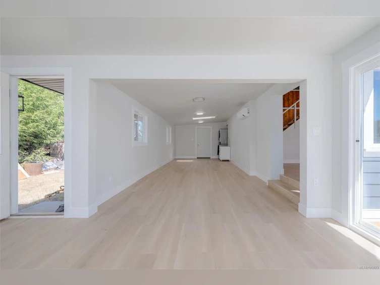 5492 Deep Bay Drive, Bowser/Deep Bay, BC, V0R 1G0 - 12