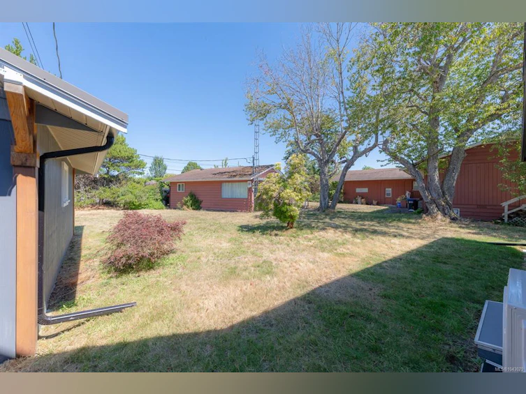 5492 Deep Bay Drive, Bowser/Deep Bay, BC, V0R 1G0 - 51