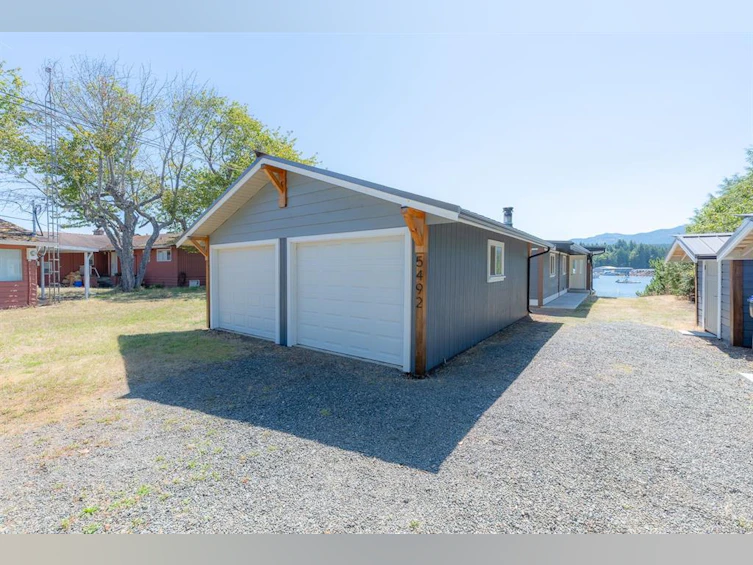 5492 Deep Bay Drive, Bowser/Deep Bay, BC, V0R 1G0 - 41