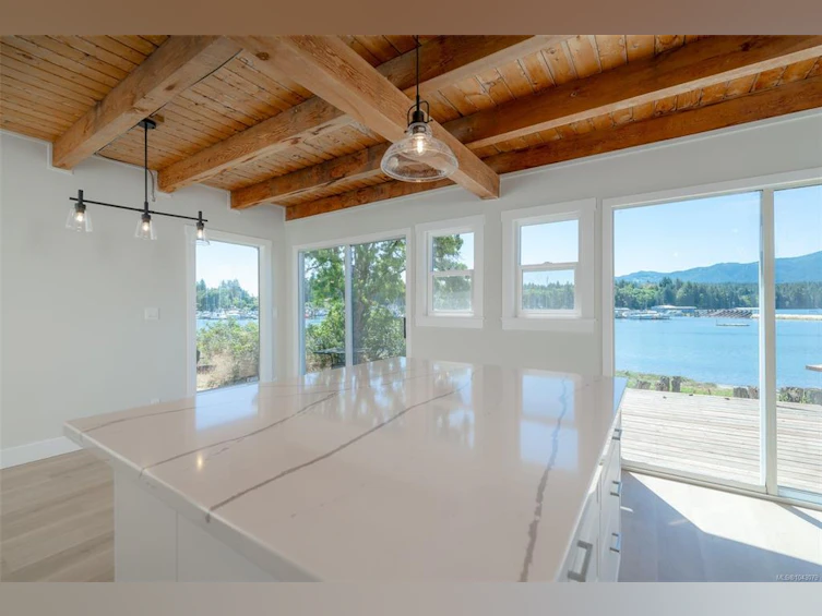5492 Deep Bay Drive, Bowser/Deep Bay, BC, V0R 1G0 - 4