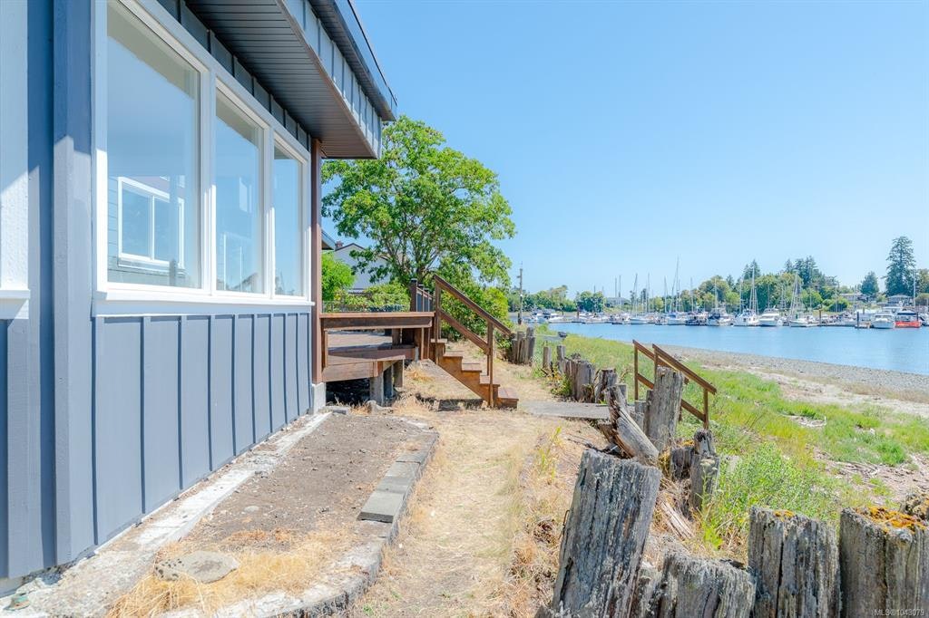 5492 Deep Bay Drive, Bowser/Deep Bay, BC, V0R 1G0 - 55